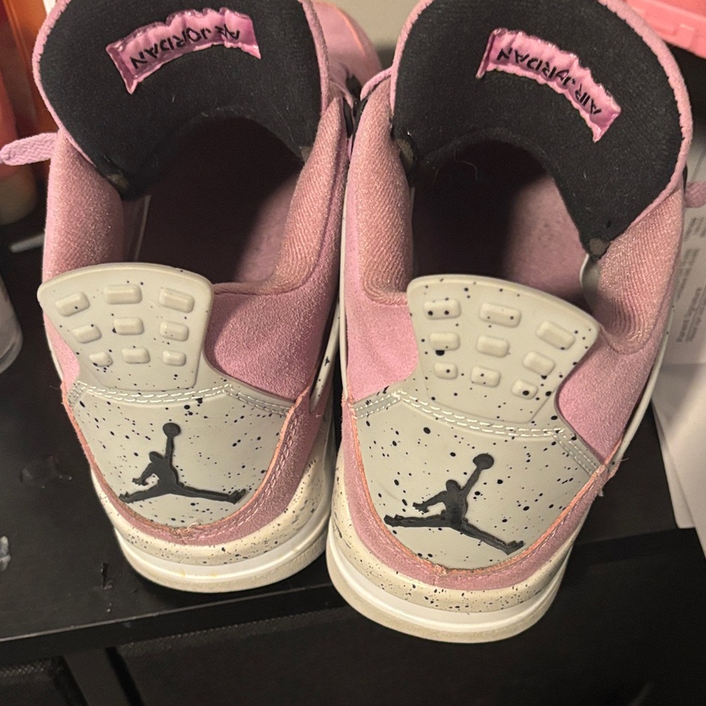 Air Jordan 4 Retro Orchid - Picture 3 of 4